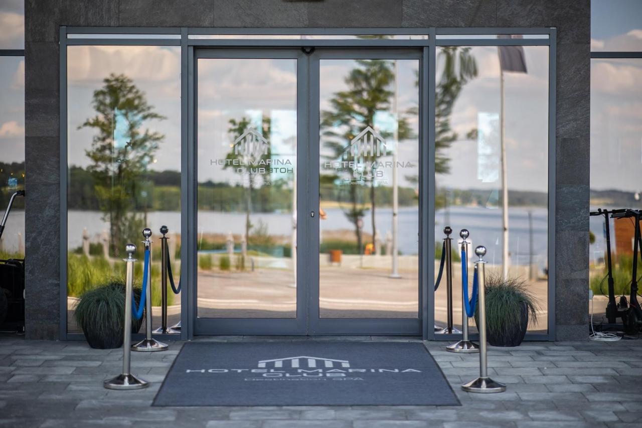 Hotel Marina Club Olsztyn  Exterior photo Entrance to the hotel