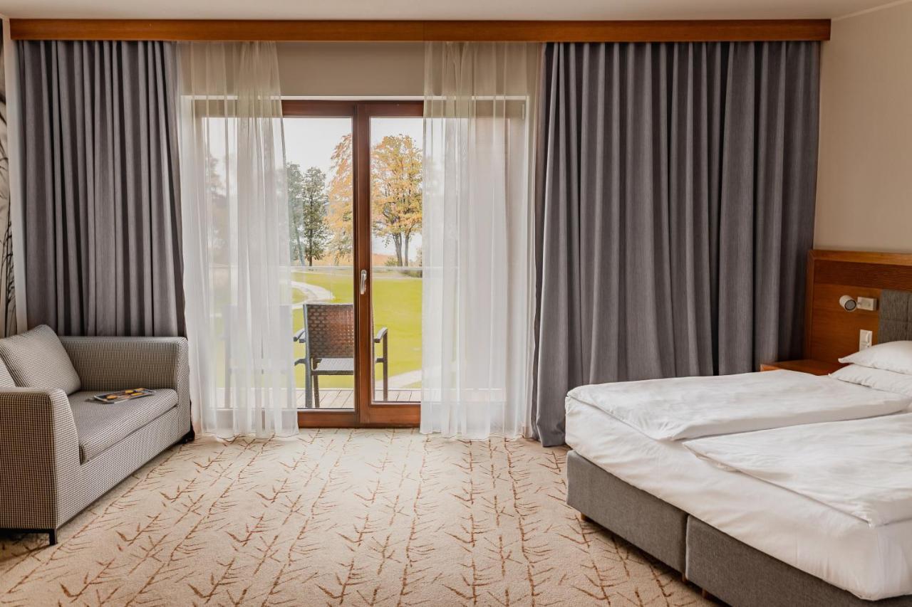 Hotel Marina Club Olsztyn  Exterior photo A room at the hotel